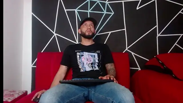 maxXximo777 online show from December 22, 4:28 am