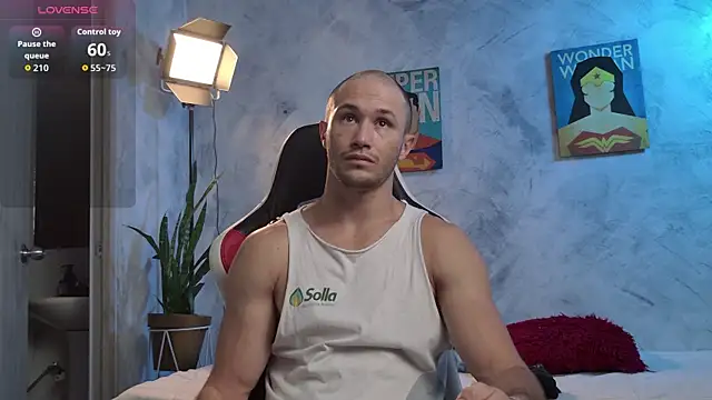 AxelFairchaild online show from March 31, 12:07 pm