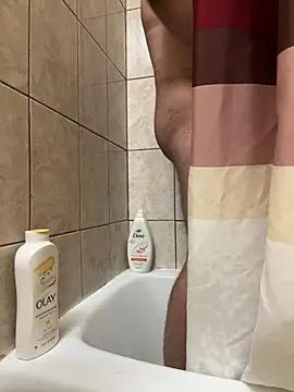 cryptoman1119 online show from April 1, 6:05 pm