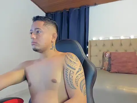 Snapshot of Michael_Acosta chatting on February 9, 11:58 am Michael Acosta online show from February 9, 11:58 am