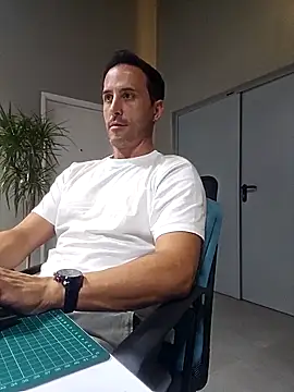 Lucas   81 online show from November 4, 8:10 pm