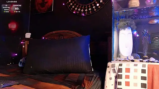 Godly huan online show from December 22, 11:18 am