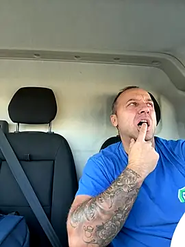 Lecatore80 online show from October 27, 8:05 am