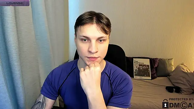 handsome guy01 online show from February 8, 11:48 am