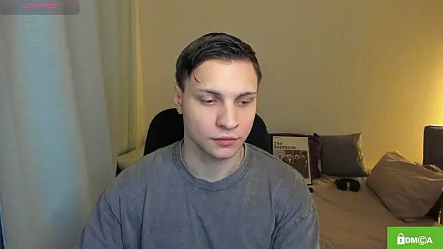 handsome guy01 online show from February 23, 4:41 pm