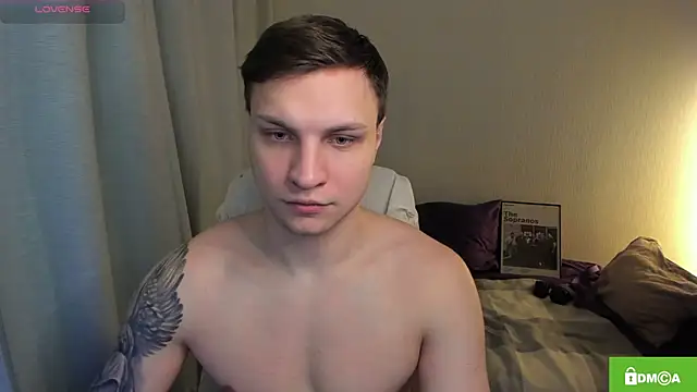 handsome guy01 online show from April 7, 10:32 pm