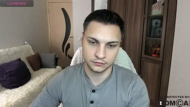 handsome guy01 online show from October 31, 7:39 pm