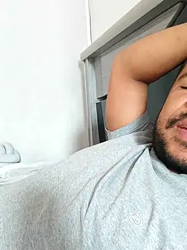 picatorta19 online show from April 24, 1:02 pm