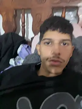 LiamGadiell online show from April 16, 11:07 pm