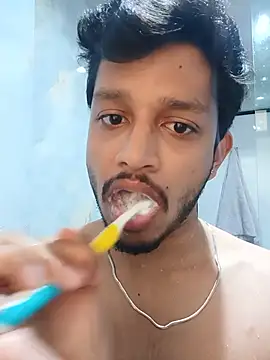 skinnyyyyyyyyy online show from May 24, 3:34 am