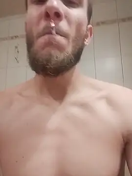 hoot denis28 online show from December 5, 11:56 pm