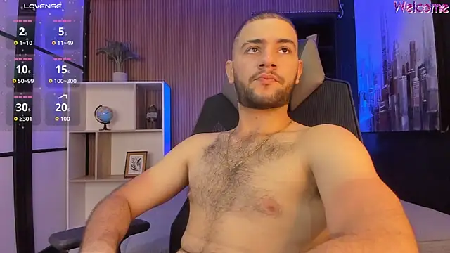 MaximusDick1  online show from March 26, 12:53 pm