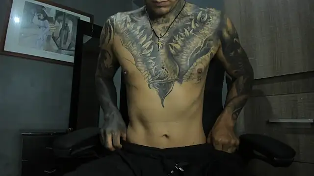 Travistanner 28 online show from February 24, 2:07 pm