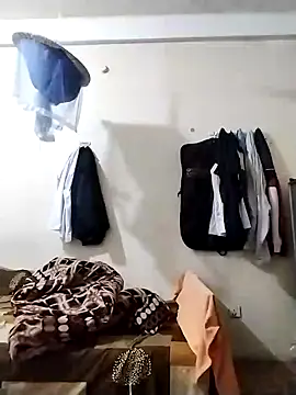 Snapshot of niranjan_07_ chatting on January 28, 7:10 pm niranjan 07  online show from January 28, 7:10 pm