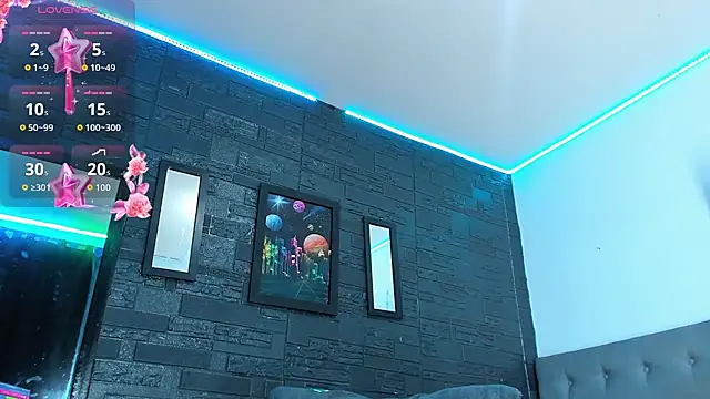 Romancartier 1 online show from October 31, 1:14 pm