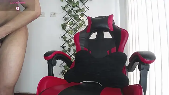 darkviper26 online show from April 2, 5:54 pm