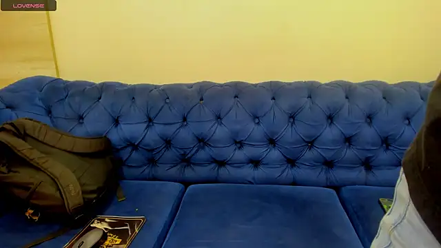 DamiBright online show from November 5, 6:32 pm