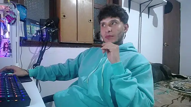 esjrobles online show from December 13, 2:32 am