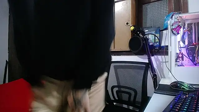 esjrobles online show from February 15, 9:16 am