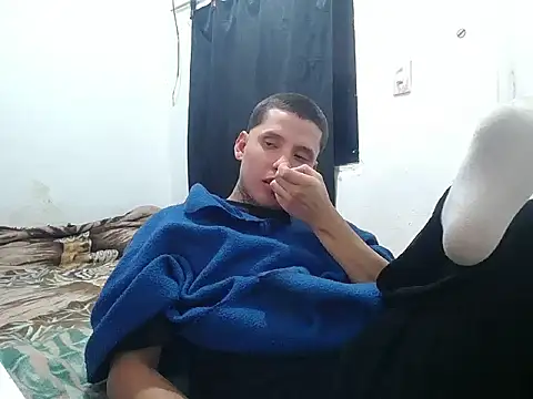 esjrobles online show from October 8, 3:05 pm