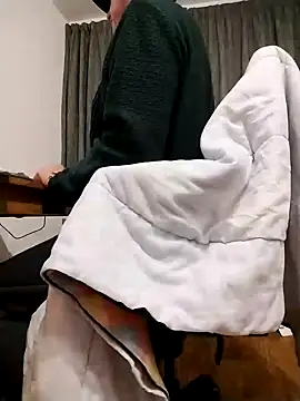 25mitch online show from November 23, 8:09 pm