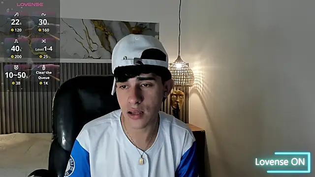 Dyla n18 online show from April 5, 8:05 pm