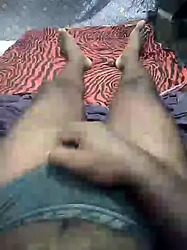 mallucallboy2104 online show from January 18, 7:37 pm