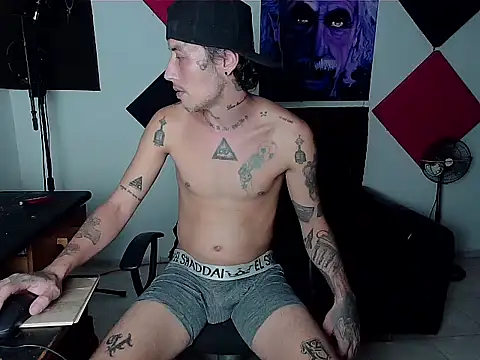 patrik tattoo  online show from October 1, 5:22 am