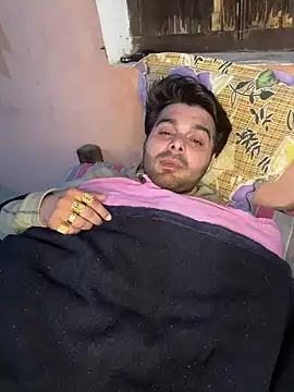 Snapshot of Gaonkadesilonda chatting on December 12, 6:53 pm Gaonkadesilonda online show from December 12, 6:53 pm