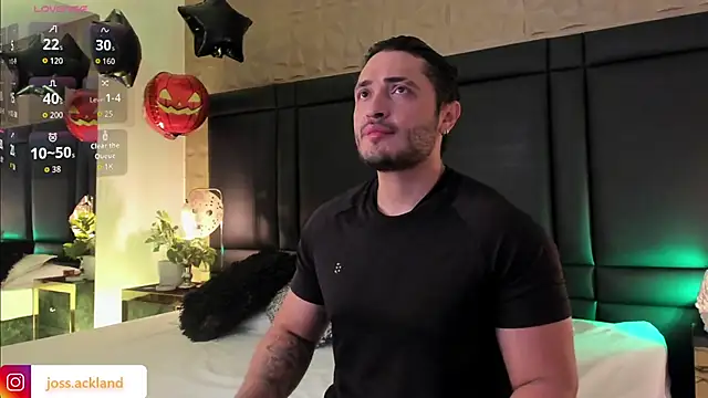 JossAckland online show from October 18, 8:14 pm