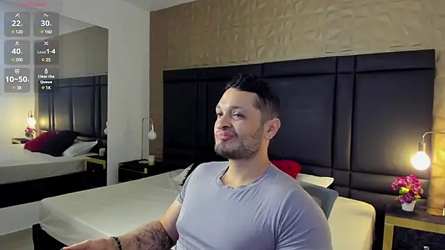 JossAckland online show from December 13, 11:45 am