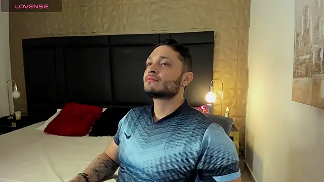 JossAckland online show from December 19, 6:45 pm