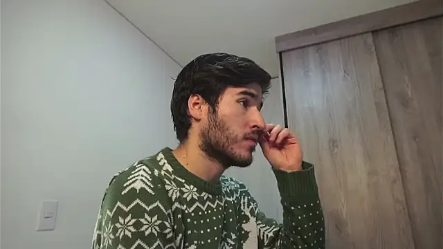 Tony Wylie online show from December 4, 12:03 pm