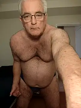 Shoreguy69 online show from December 21, 12:24 pm