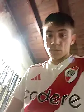 Lautaro3-99 online show from February 28, 6:45 am