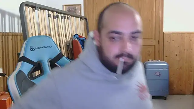 chicomallorca96 online show from February 16, 4:49 pm