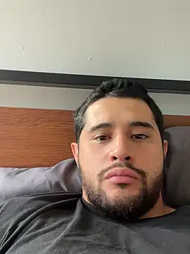 LATINMOBB online show from December 3, 3:55 pm