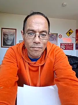 mileflav0r online show from June 1, 10:26 am