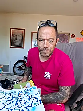 mileflav0r online show from May 22, 9:25 am
