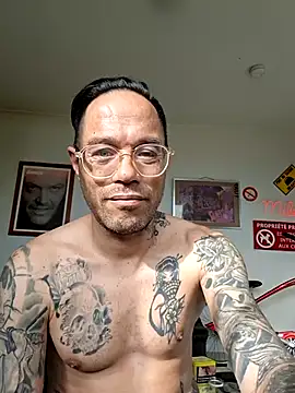 mileflav0r online show from April 11, 7:45 am