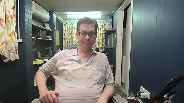 tilobinder online show from March 6, 2:58 pm