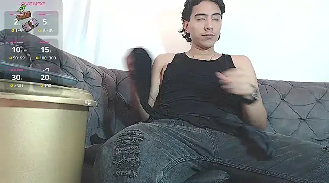 Snapshot of angelbianchii chatting on December 5, 7:40 pm angelbianchii online show from December 5, 7:40 pm