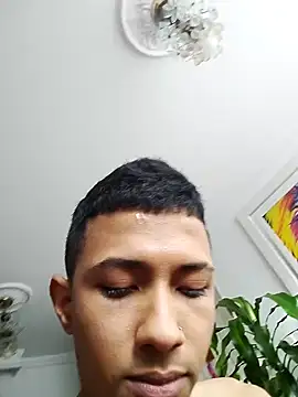 anderfox9 online show from April 18, 9:58 pm