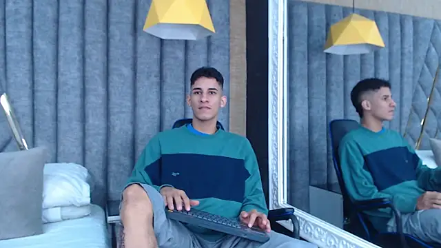 Snapshot of JakeMoxley chatting on February 11, 2:24 pm JakeMoxley online show from February 11, 2:24 pm