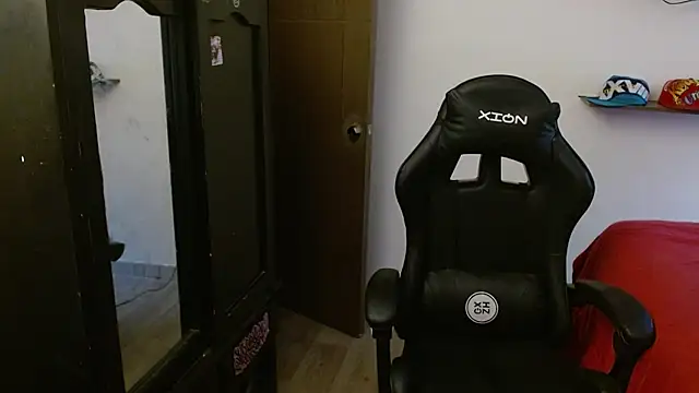 kv   xxx  online show from November 27, 8:12 pm