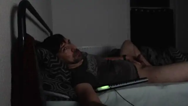 willybewild online show from November 8, 2:04 am