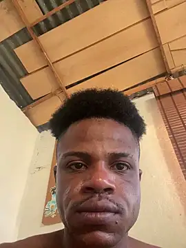 Snapshot of ElNegroRony chatting on February 20, 10:48 pm ElNegroRony online show from February 20, 10:48 pm