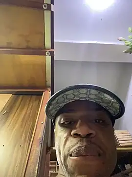 Snapshot of ElNegroRony chatting on March 8, 6:30 am ElNegroRony online show from March 8, 6:30 am