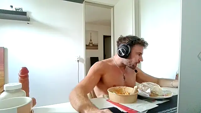 alpha-hunk online show from June 3, 2:33 pm