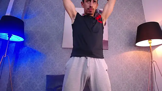 Sr Magnus  online show from December 2, 1:00 pm